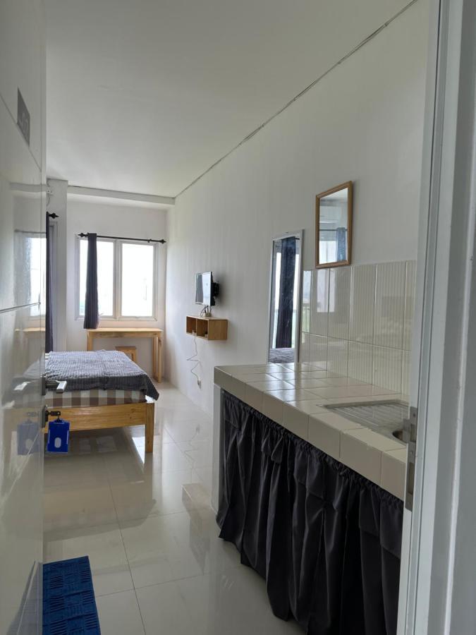 Apartment Grand Sentraland Karawang Manage By Laguna Room Buitenkant foto